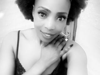 MATUREDNCURVY68
